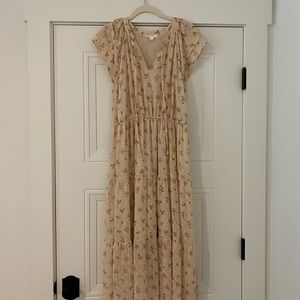Vintage inspired floral midi dress. Size large. Excellent condition.